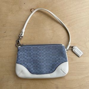 *COACH* BB Blue Croissant Wristlet~